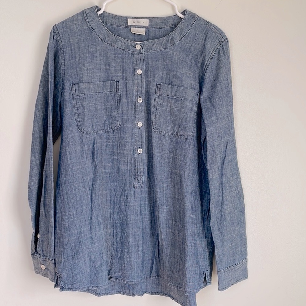 Van Heusen blue top